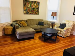 1837 W Nelson St #2, Chicago, IL 60657