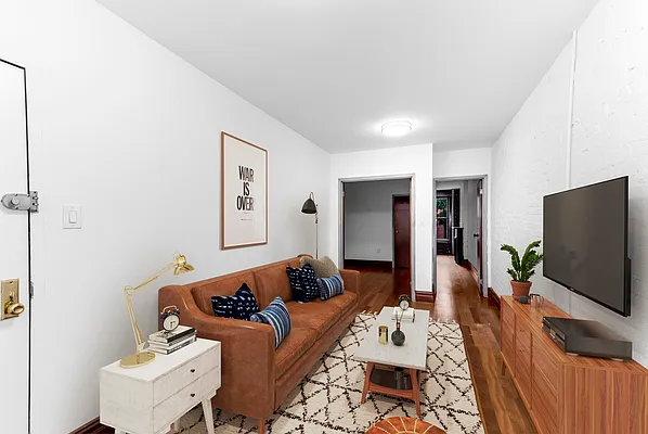 Rented by Compass | media 7