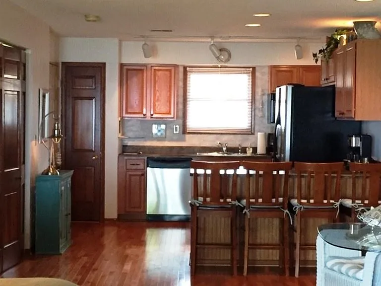 3304 Baer Beach Rd #C11 — Photo 7