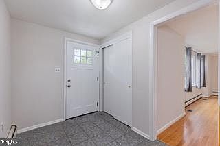 3rd image of 517 Pleasantwind Dr