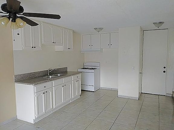 3rd image of 844 Chestnut Ave APT 24