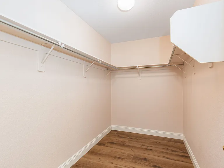 5163 Tunnel Falls Dr — Photo 32