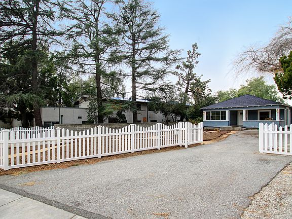 2nd image of 2717 Lincoln Ave