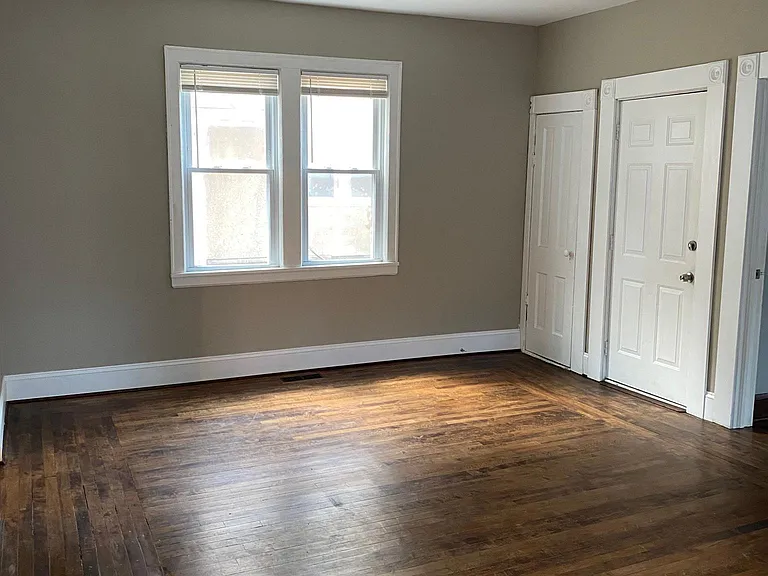 1517 2nd St NE #1 — Photo 4