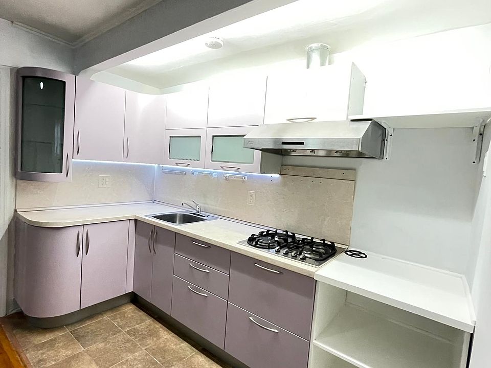 1st image of 8867 18th Ave Floor 1