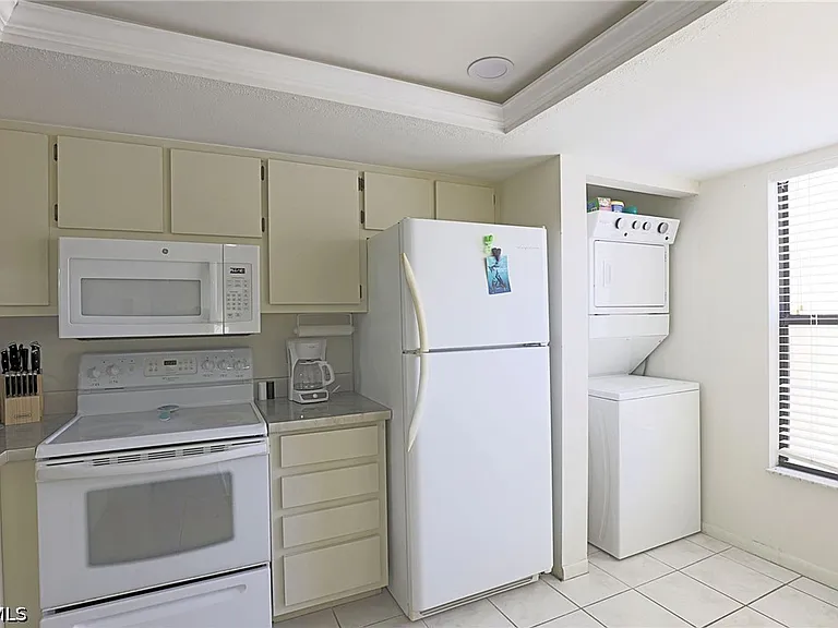 15178 Parkside Dr #103 — Photo 14