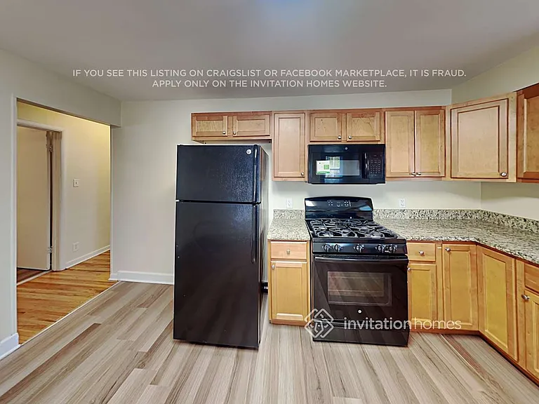 1159 W Marion St — Photo 9