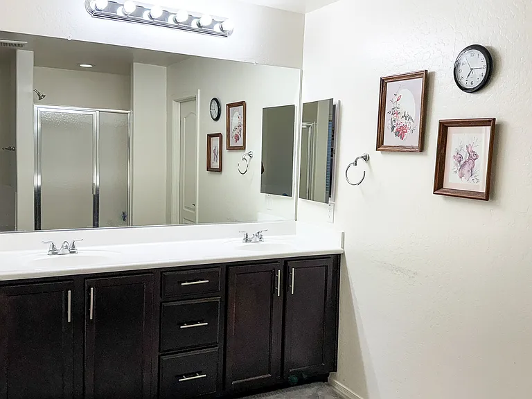 1829 W Spur Dr — Photo 25
