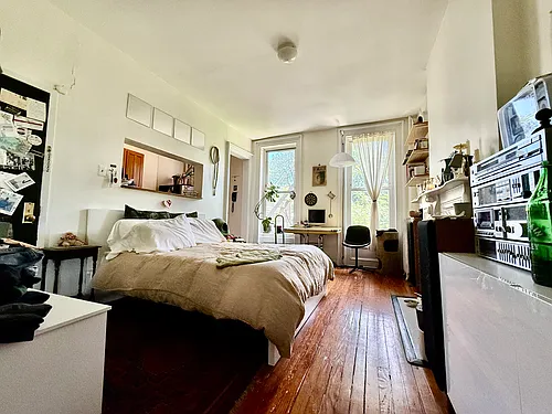 535 Franklin Ave #2 Photo 1