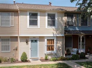 706 Bonnie Brae Dr, Coraopolis, PA