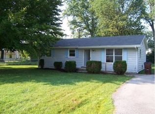 285 Greenbriar Rd, Hanover, IN 47243