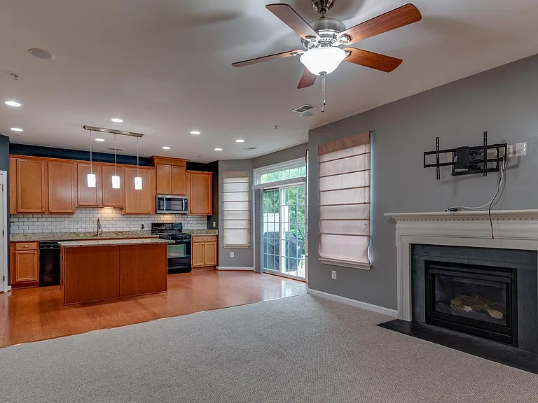 44241 Beaver Creek Dr — Photo 9