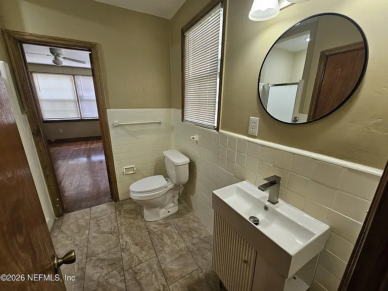 444 Alder St — Photo 9