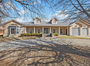 2013 Golf Course View Dr, Edwardsville, IL 62025