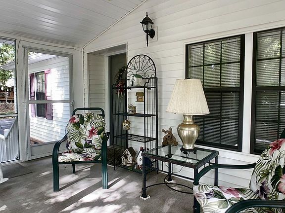 4th image of 417 Rocky Cir