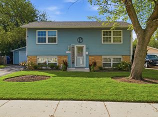 3528 Rock Pkwy, Waukegan, IL 60087