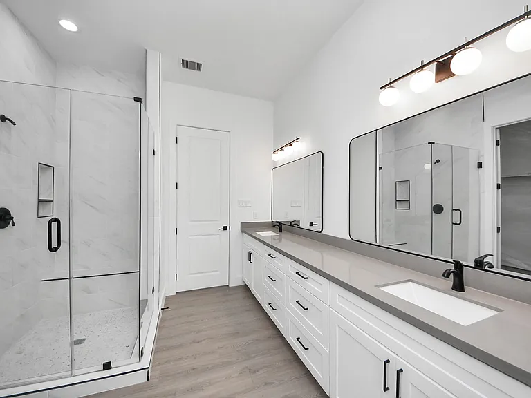 4133 E Toliver St — Photo 23