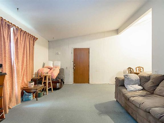 5th image of 10451 Briarbend Dr APT 8