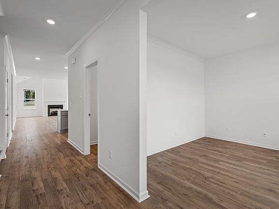 5th image of 7503 Atwater Cir