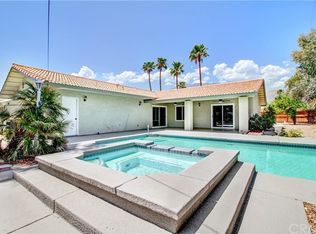 2952 E Vincentia Rd, Palm Springs, CA 92262