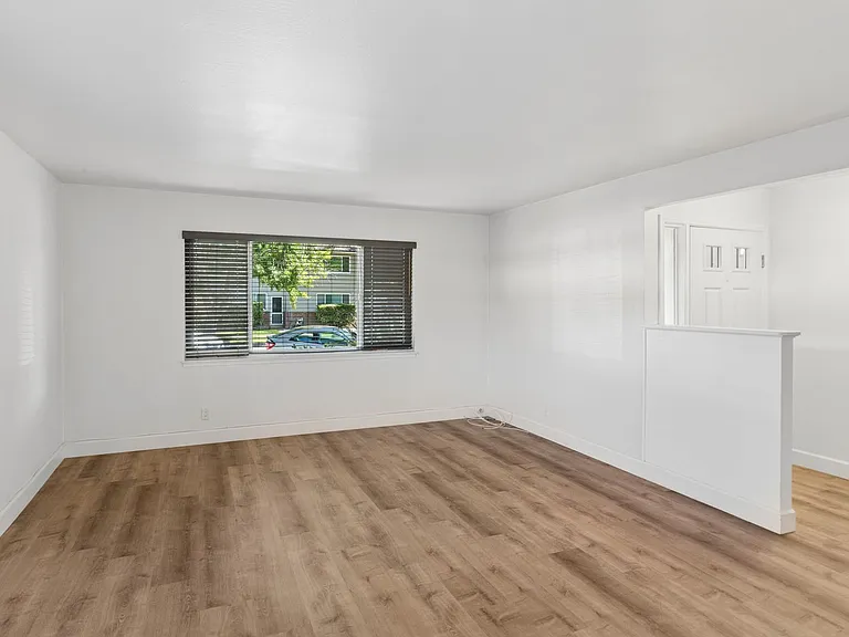 ALDEN 3538 — Photo 15