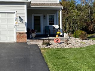 4213 Sandbar Ln, Liverpool, NY 13090