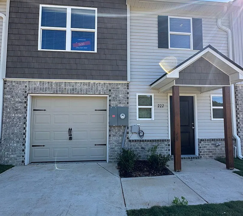 222 River Rock St