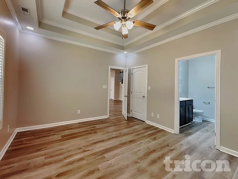 476 Woodtrace Dr — Photo 7
