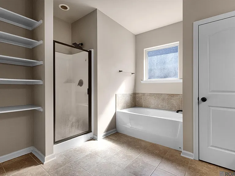 8671 Summer Grove Ave — Photo 22