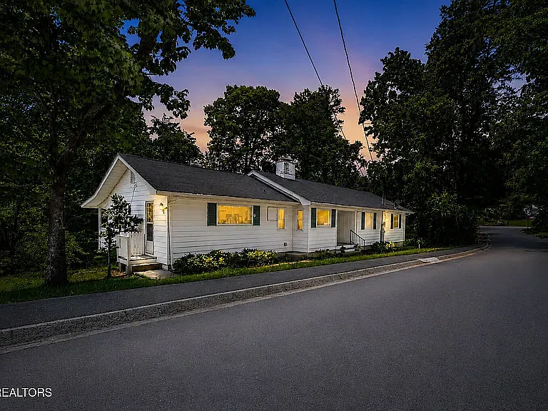 101 Disston Rd — Photo 2