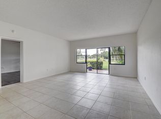 6654 Villa Sonrisa Dr APT 411, Boca Raton, FL 33433