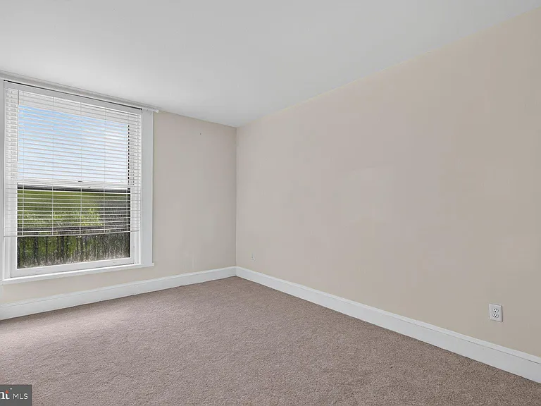 3060 16th St NW #308 — Photo 13