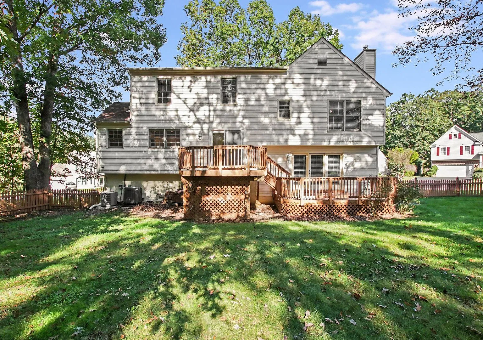 Welcome home! Sought after Troon Section of Lee's Hill! — Photo 3