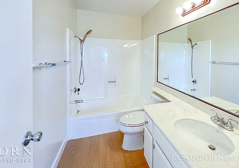 1815 Tipperary Ln — Photo 15