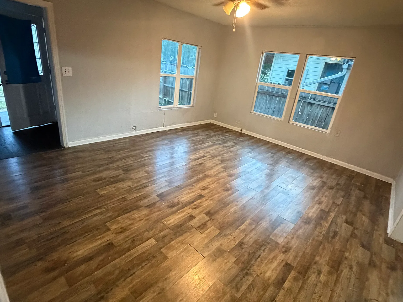 3 bed, 1210 sqft, $1,500 — Photo 2