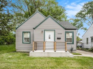 15500 Strathmoor St, Detroit, MI 48227
