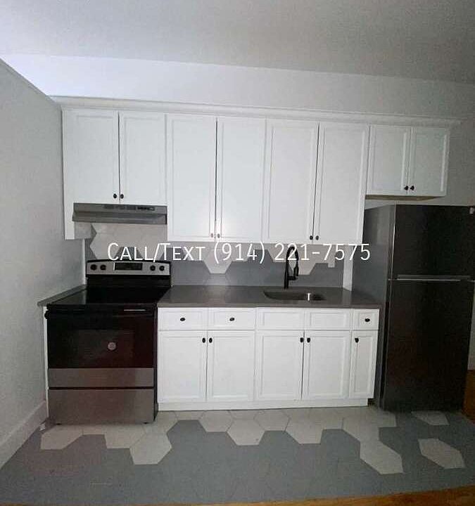 1st image of 155 Elliott Ave