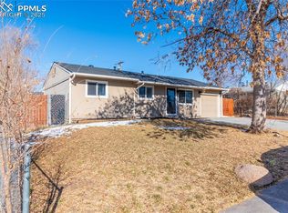 524 Cottonwood Dr, Colorado Springs, CO 80911