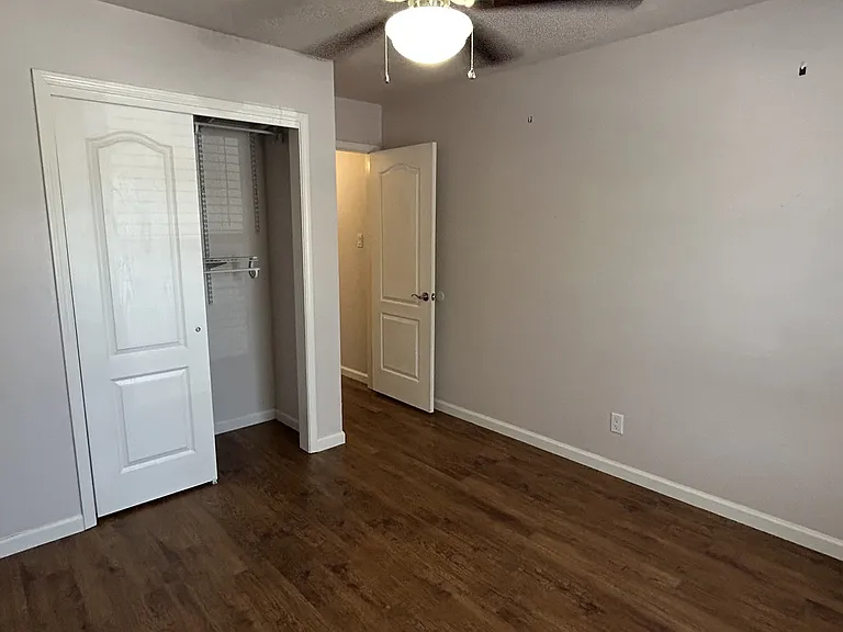 1974 Castillo Dr SW — Photo 16