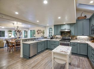 213 Azalea Ave, Brookdale, CA