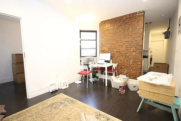 Rented by Compass | media 3