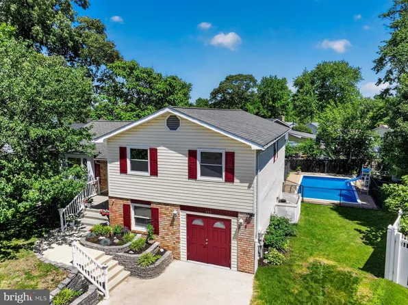 422 Ridge View Ct, Arnold, MD 21012