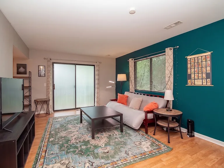197 Uteg St #201A — Photo 3