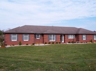 3500 E Snapp Valley Ct, Vincennes, IN 47591