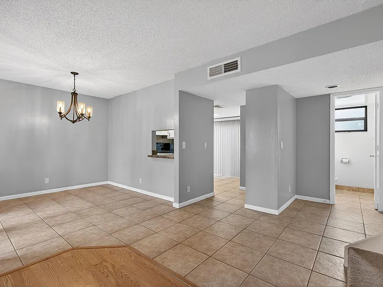 707 Stonewood Ct #19C — Photo 48