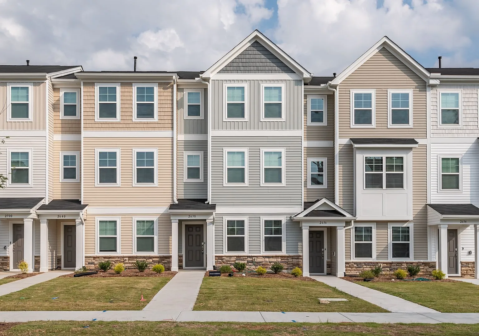 Just Listed! Beautiful 3BR/3.5BA Townhome + $500 Off First Month's Rent — Photo 1