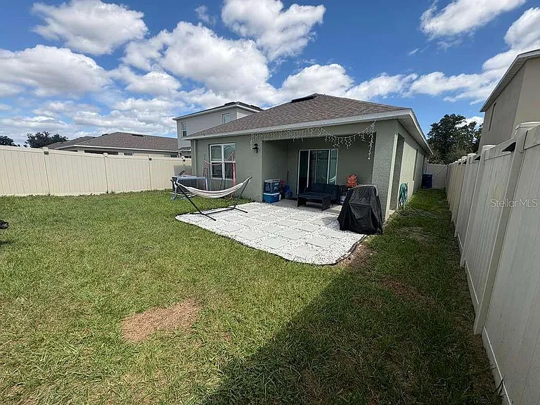 336 Gina Ln — Photo 16