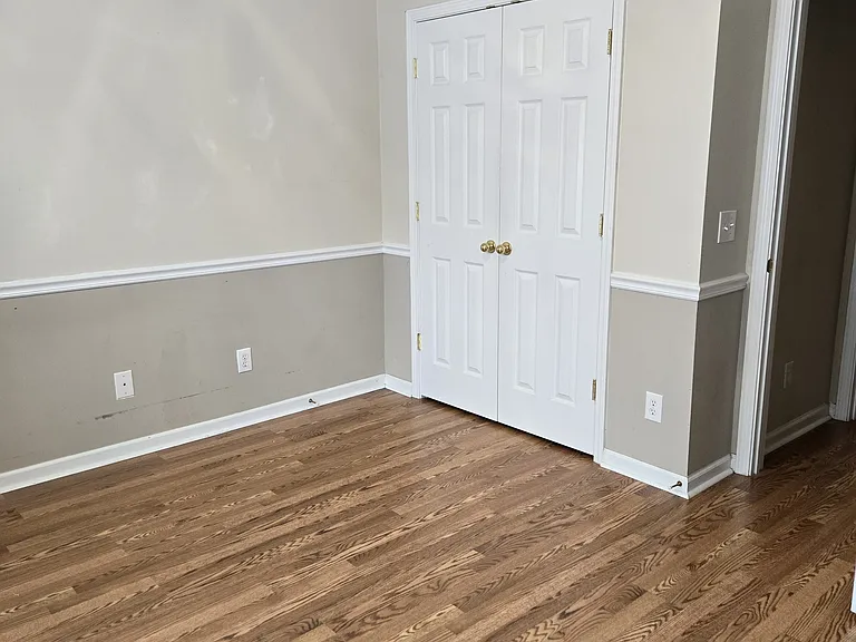 Bedroom 2B
