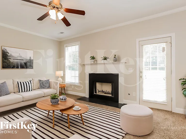 5680 Grande River Rd — Photo 4