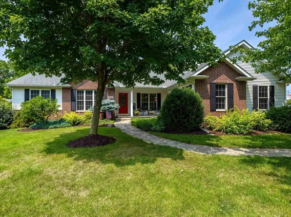 1007 14th St, Port Byron, IL 61275